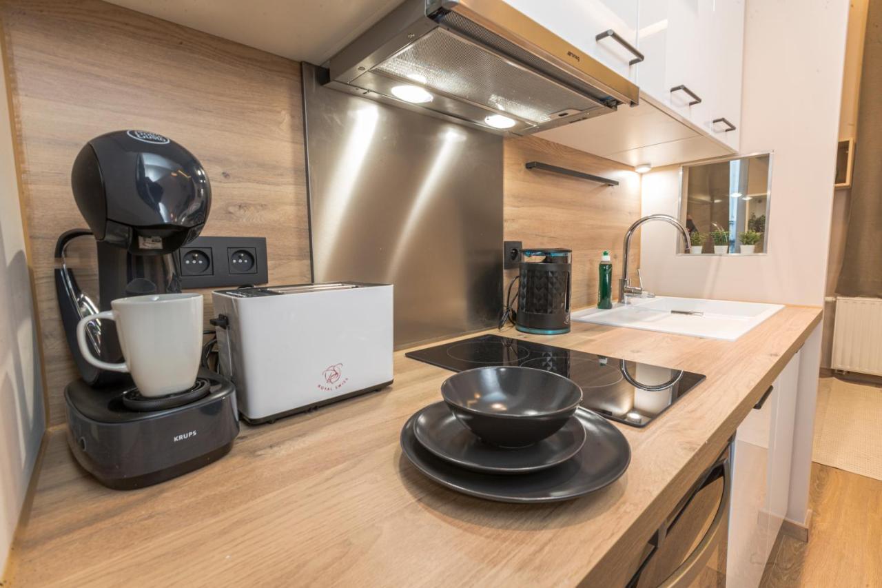 Golden Dove Luxury Aparts Bruselas Exterior foto