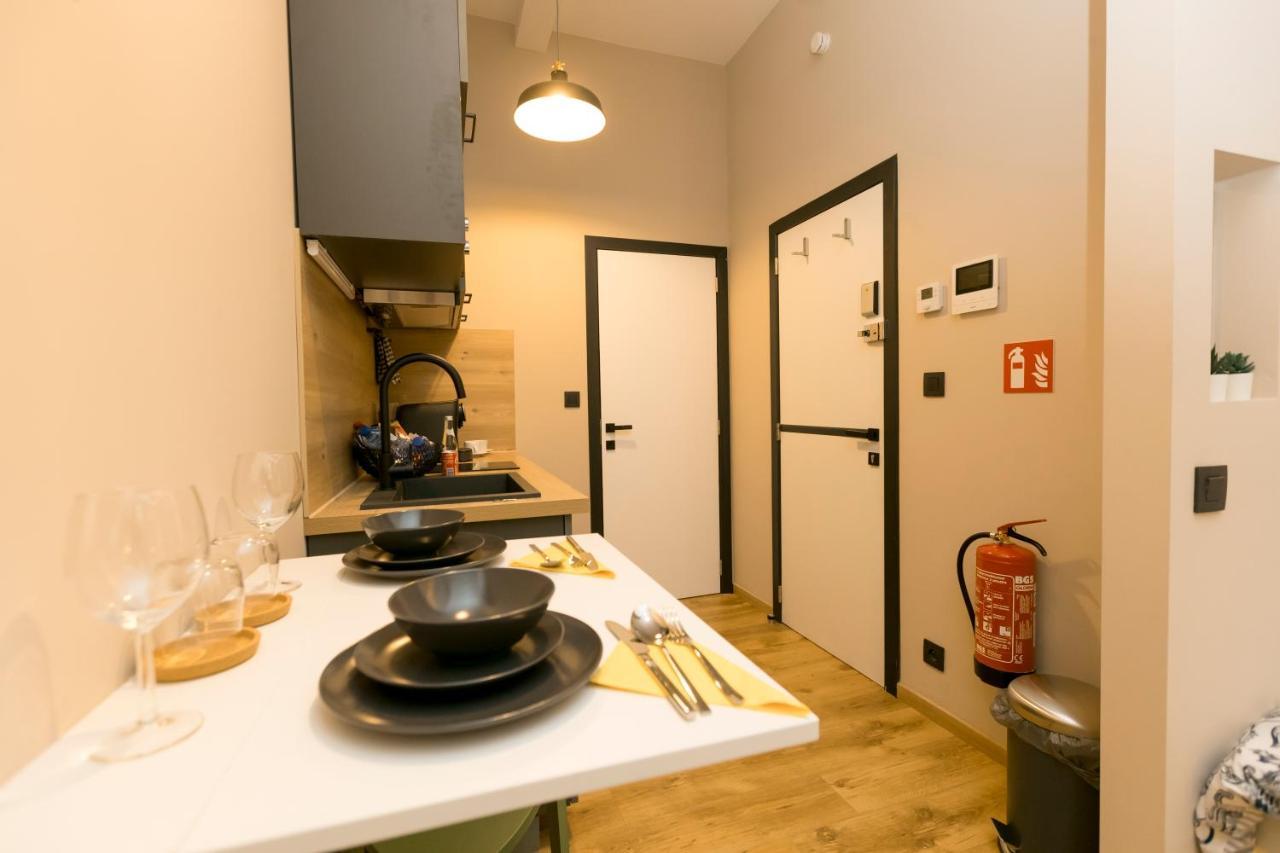 Golden Dove Luxury Aparts Bruselas Exterior foto